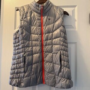 Obermeyer Women’s Reversible Vest.